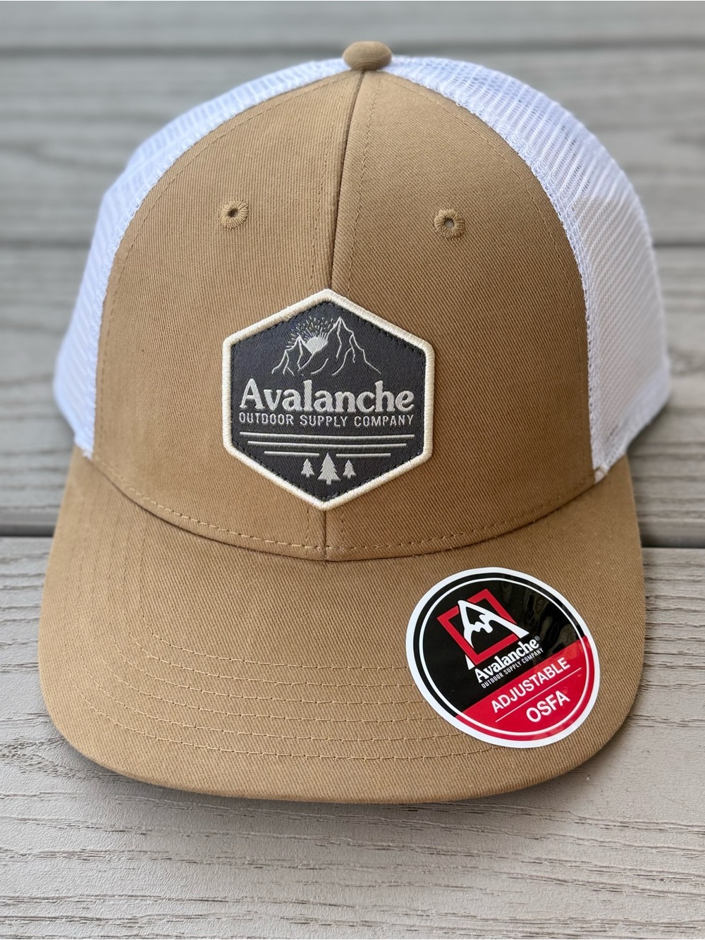 NWT Avalanche Outdoor Supply Company Trucker Hat Adjustable